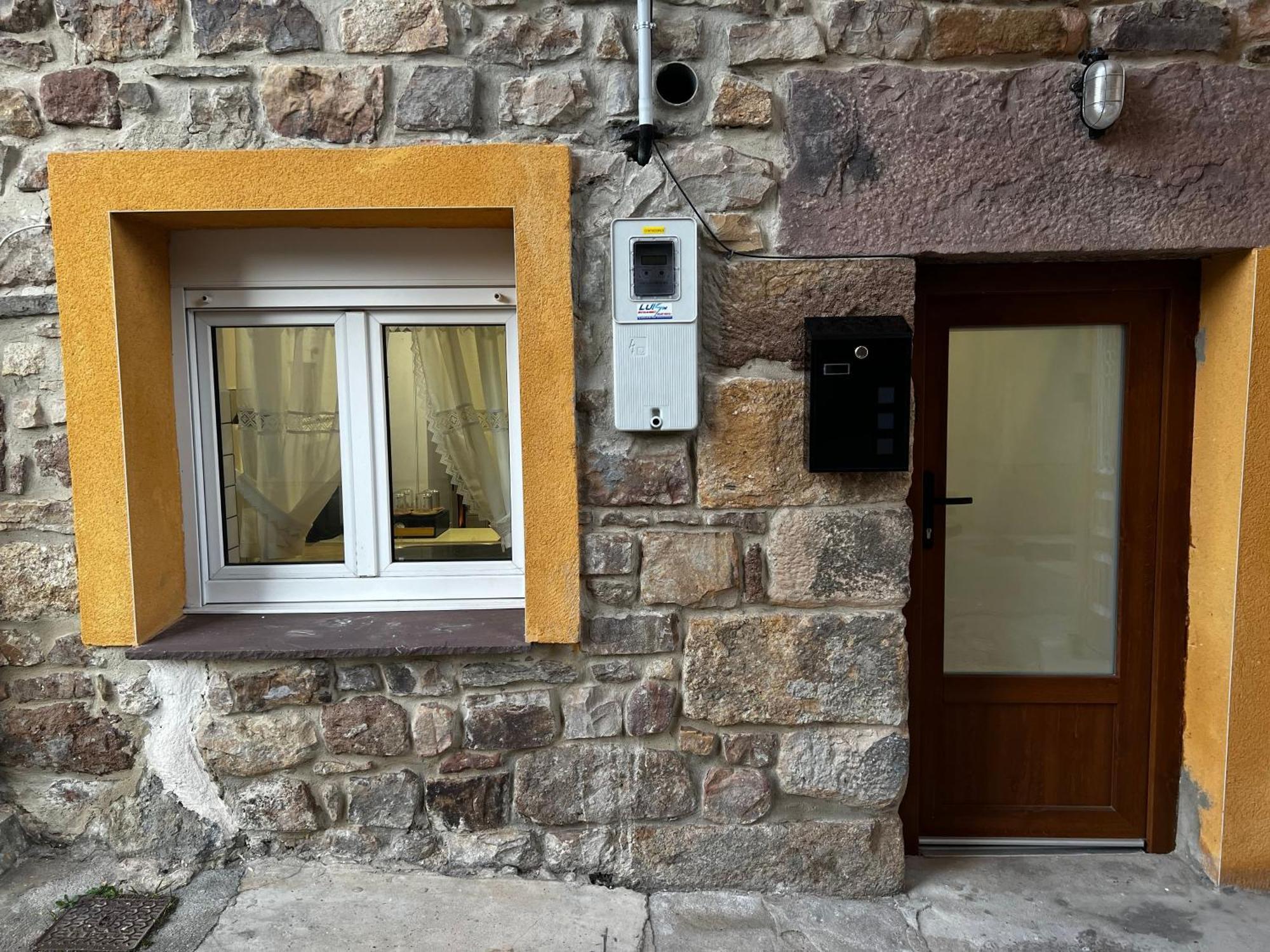 Cozy Apartment In Rural Village Barruelo de Santullán Exterior foto